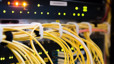 Banner: Netzwerktechnik